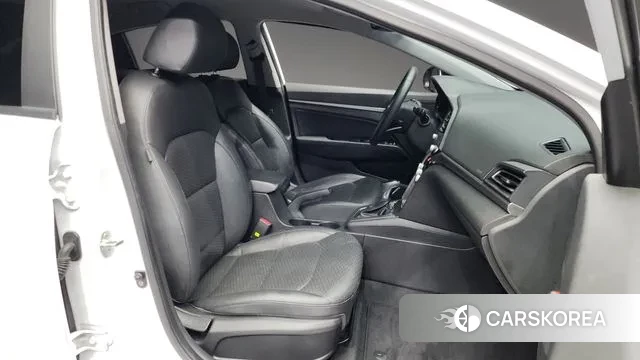 Hyundai The New Avante AD 2019 Белый из Кореи, фото 2