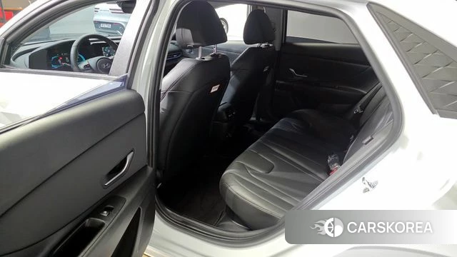 Hyundai The New Avante Hybrid (CN7) 2025 Белый из Кореи, фото 2