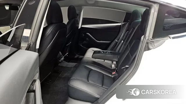 Tesla Model 3 2020 Белый из Кореи, фото 2