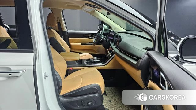 Kia Carnival 4th generation 2022 Белый из Кореи, фото 2