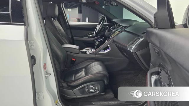 Jaguar E-PACE 2018 Белый из Кореи, фото 2