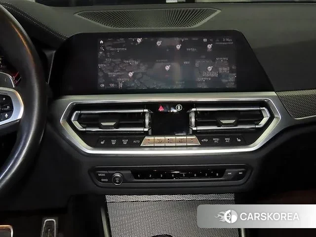 BMW 3 Series (G20) 2020 Белый из Кореи, фото 2