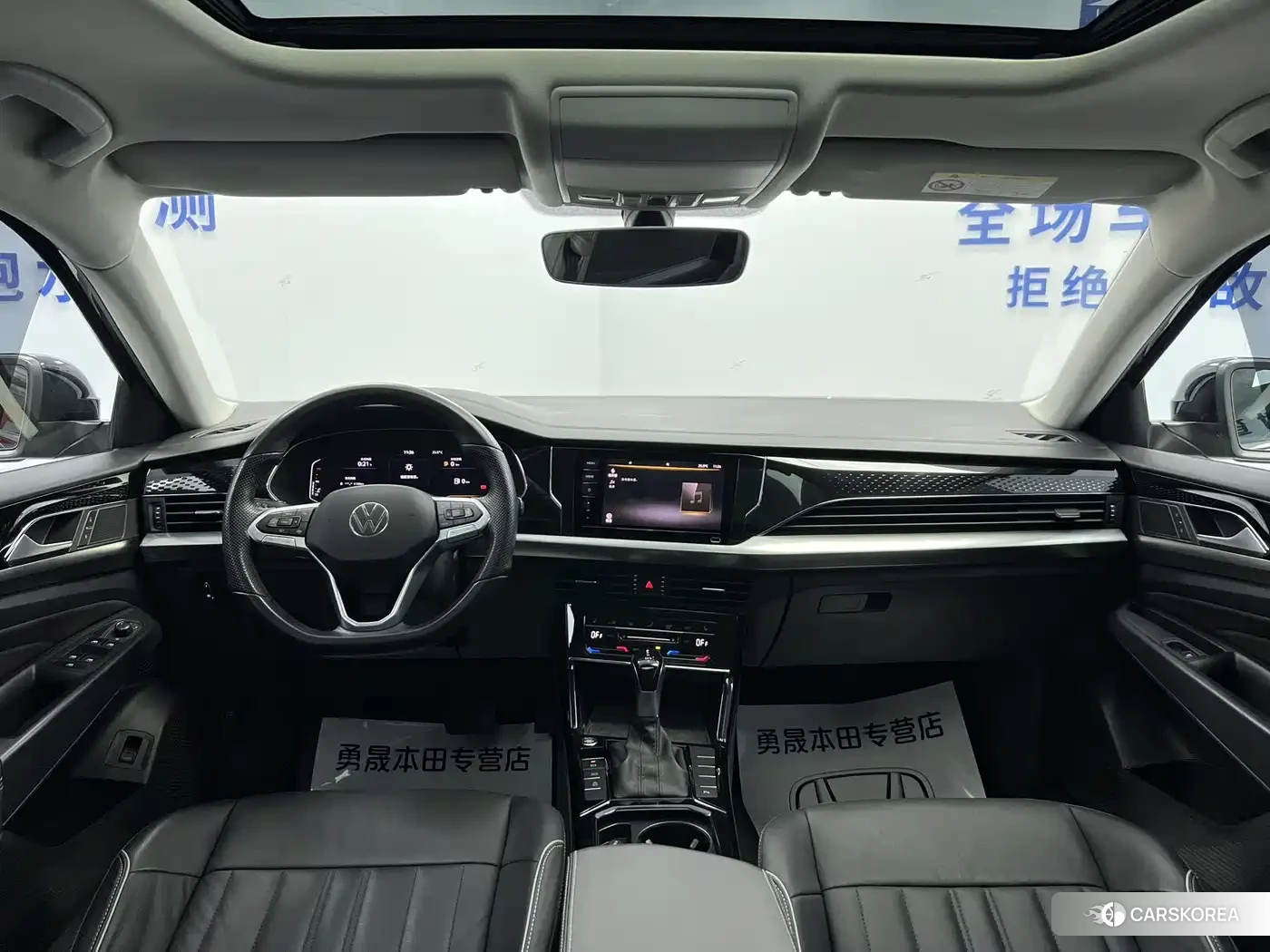 Volkswagen Passat 2021 Черный из Китая, фото 2