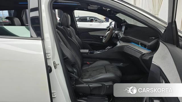 Peugeot 5008 second generation 2018 Белый из Кореи, фото 2