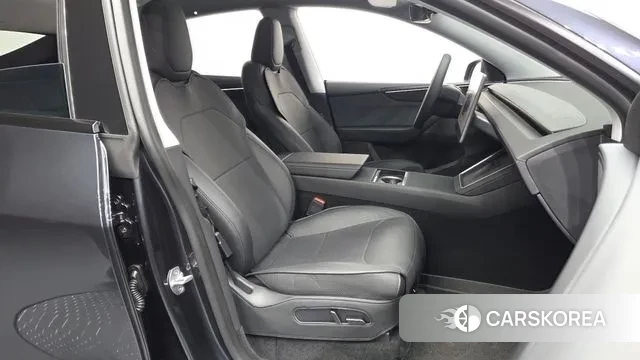 Tesla Model Y 2025 Серый из Кореи, фото 2