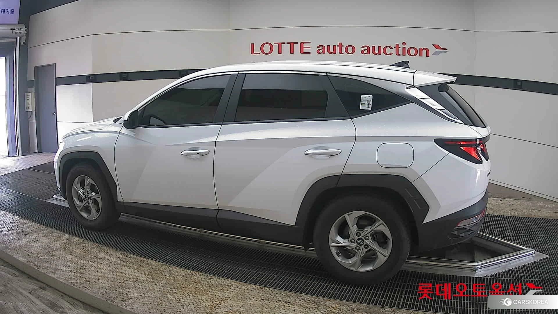 Hyundai Tucson 2022 Creamy White Pearl из Кореи, фото 2