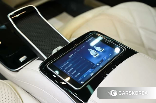Mercedes-Benz Maybach S-class 2022 Черный из Китая, фото 2