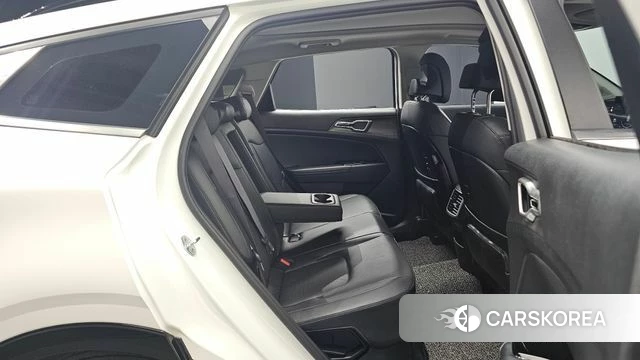 Kia Sportage 5th Generation Hybrid 2022 Белый из Кореи, фото 2