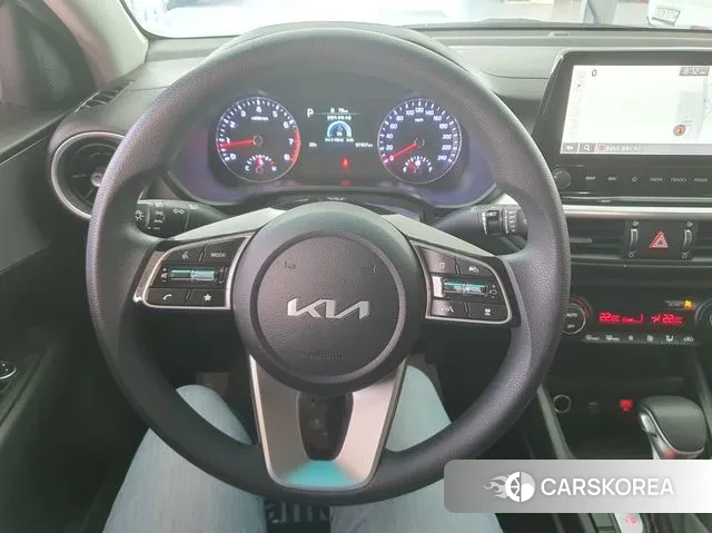 Kia The New K3 2nd generation 2021 Белый из Кореи, фото 2