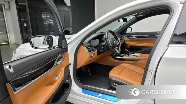 BMW 7 Series (G11) 2020 Белый из Кореи, фото 2