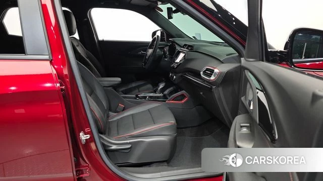 Chevrolet (GM Daewoo) Trailblazer 2021 Красный из Кореи, фото 2