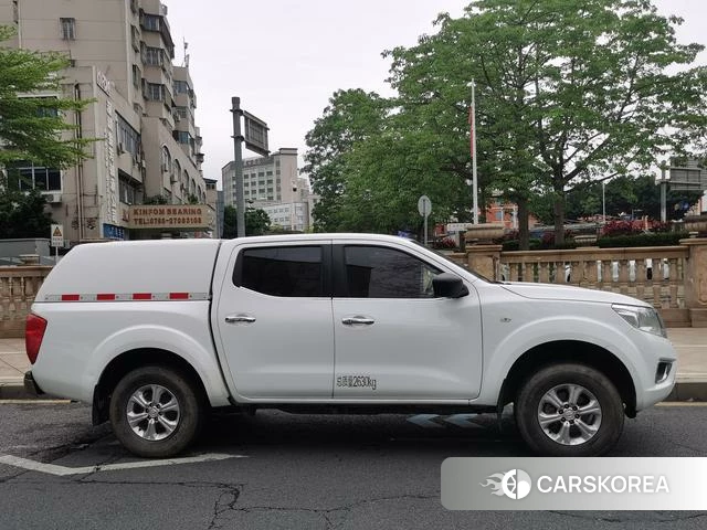 Nissan Navarra 2022 Белый из Китая, фото 2