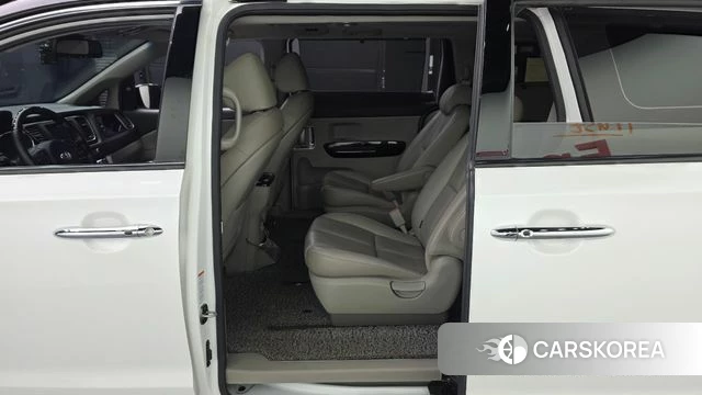 Kia The New Carnival 2018 Белый из Кореи, фото 2