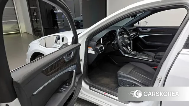 Audi A6 (C8) 2021 Белый из Кореи, фото 2