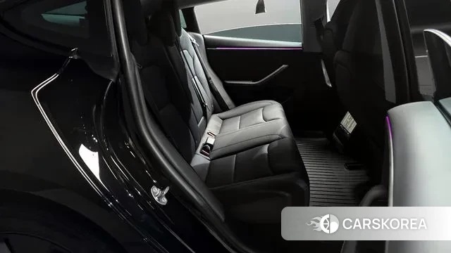 Tesla Model 3 2024 Черный из Кореи, фото 2