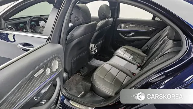 Mercedes-Benz E-Class W213 2020 Синий из Кореи, фото 2