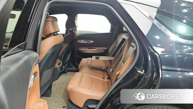 Genesis GV70 2022 Черный из Кореи, фото 2