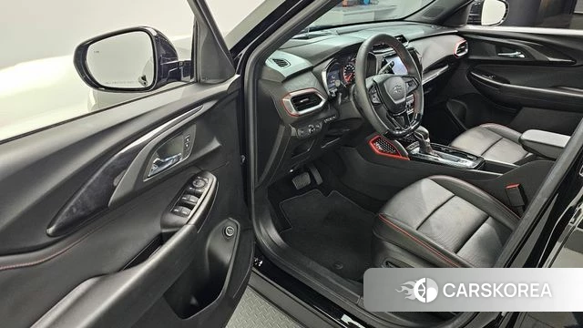 Chevrolet (GM Daewoo) Trailblazer 2021 Черный из Кореи, фото 2