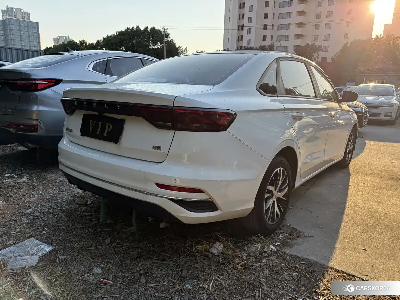 Geely Automobile Emgrand 2022 Белый из Китая, фото 3