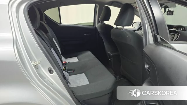 Toyota Prius C 2019 Серебряный из Кореи, фото 2