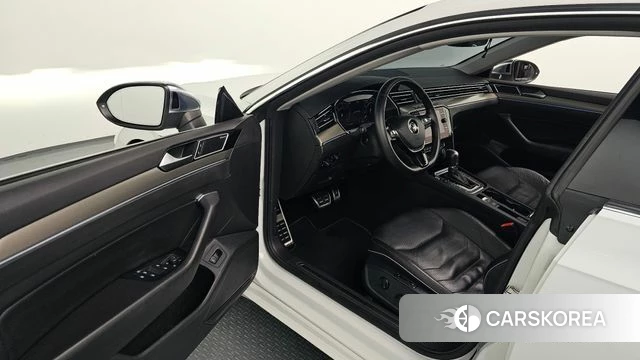 Volkswagen Arteon 2019 Белый из Кореи, фото 2