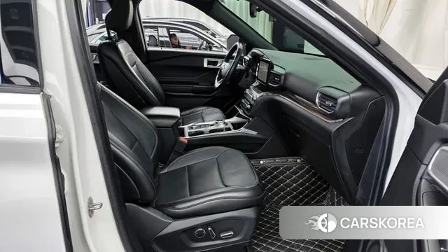 Ford Explorer 6th Generation 2019 Белый из Кореи, фото 2