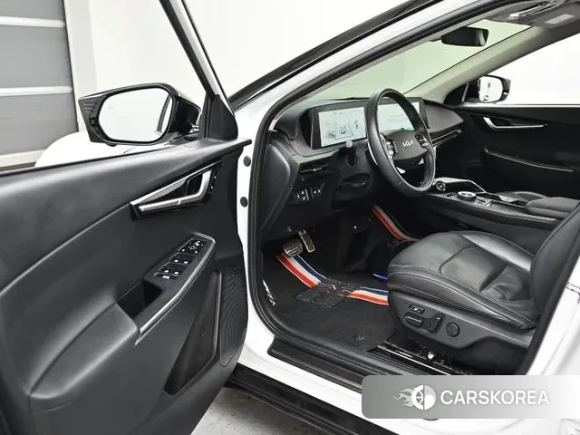 Kia EV6 2023 Белый из Кореи, фото 2