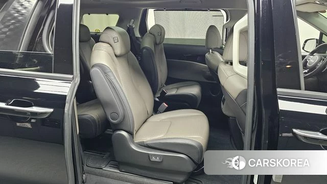 Kia The New Carnival 4th Generation 2024 Черный из Кореи, фото 2