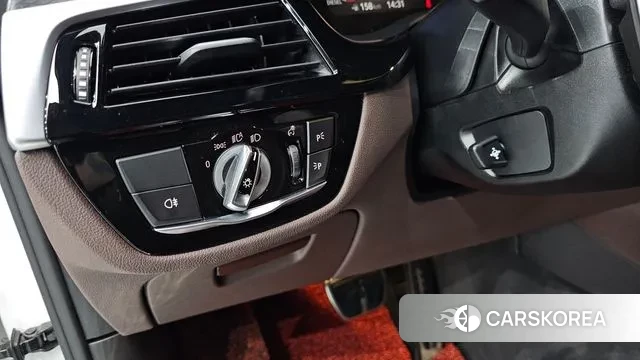 BMW 6 Series GT (G32) 2023 Белый из Кореи, фото 2