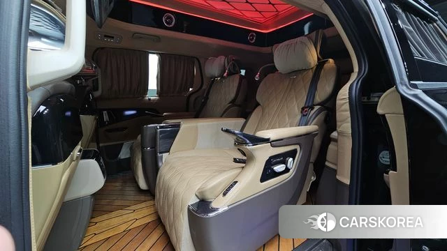 Kia Carnival 4th generation 2023 Черный из Кореи, фото 2