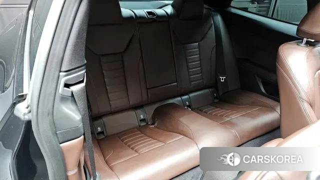 BMW 4 Series (G22) 2021 Черный из Кореи, фото 2