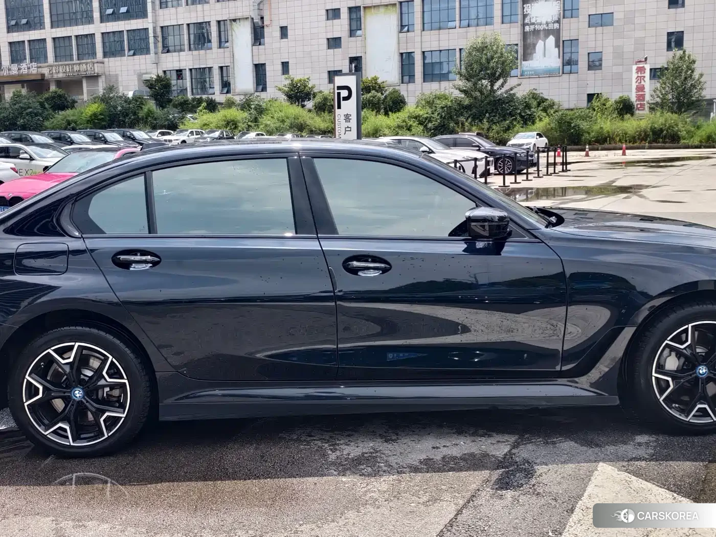 BMW i3 2024 Черный из Китая, фото 2