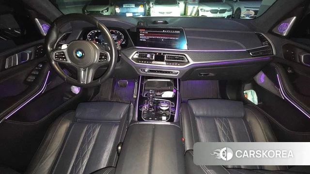 BMW X7 (G07) 2021 Серый из Кореи, фото 2