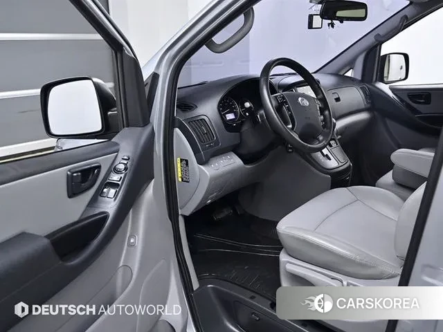Hyundai The New Grand Starex 2020 Серебристо-серый из Кореи, фото 2