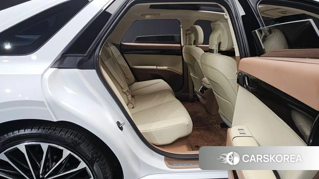 Hyundai Grandeur Hybrid (GN7) 2025 Белый из Кореи, фото 2