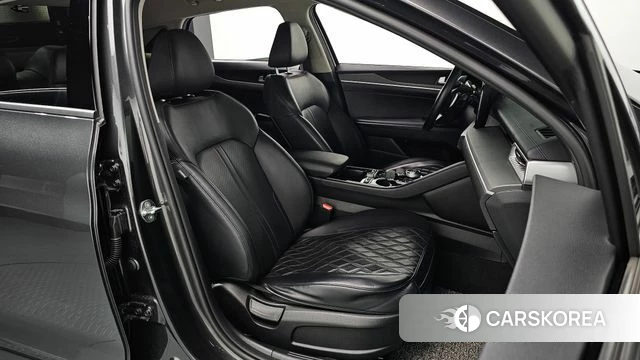 Kia K5 3rd generation 2023 Серый из Кореи, фото 2