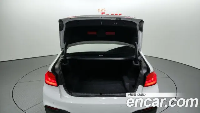 BMW 5 Series (G30) id 2679786 из Кореи 2