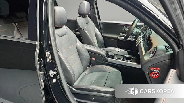 Mercedes-Benz GLB-Class X247 2021 Черный из Кореи, фото 2