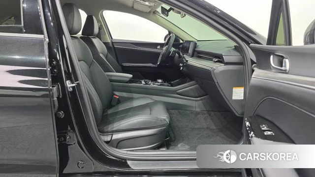 Kia The New K5 Hybrid 3rd generation 2025 Черный из Кореи, фото 2