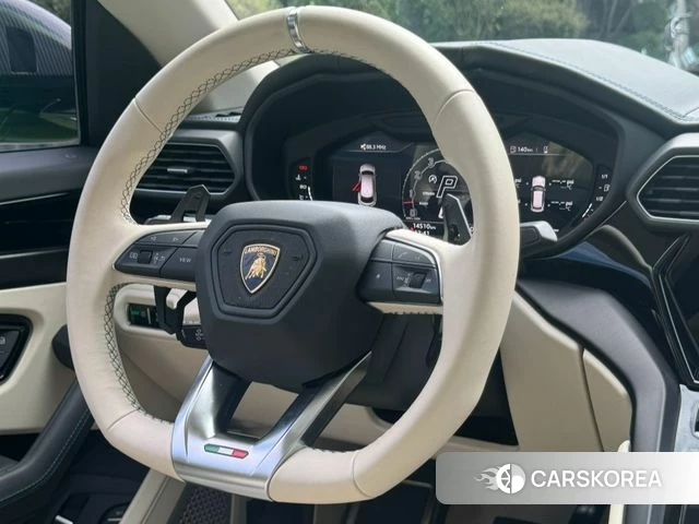 Lamborghini Urus 2023 Белый из Кореи, фото 2