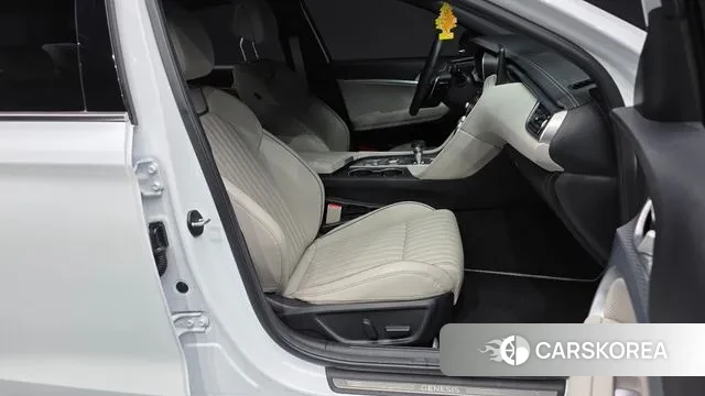 Genesis The New G70 2022 Белый из Кореи, фото 2