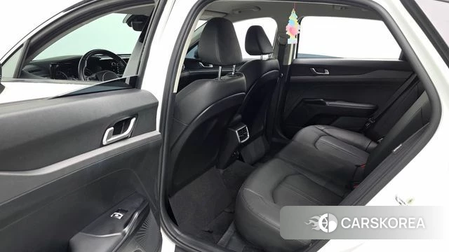 Kia K5 3rd generation 2022 Белый из Кореи, фото 2