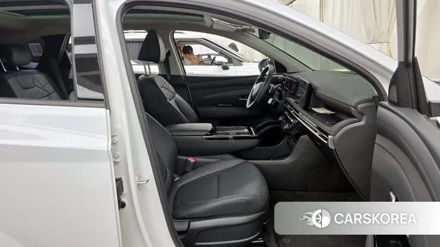 Hyundai The New Tucson (NX4) 2024 Белый из Кореи, фото 2