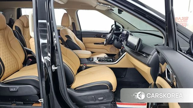 Kia Carnival 4th generation 2022 Черный из Кореи, фото 2