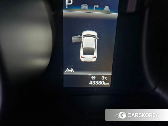 Hyundai Avante (CN7) 2023 Белый из Кореи, фото 2