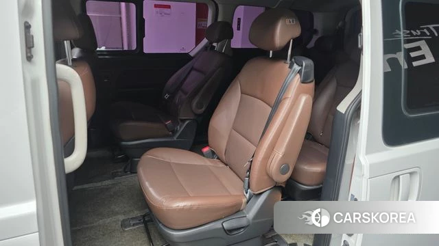 Hyundai The New Grand Starex 2018 Белый из Кореи, фото 2