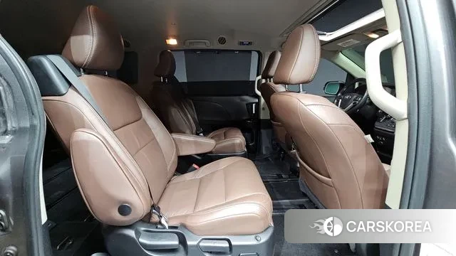 Toyota Sienna 2019 Серый из Кореи, фото 2