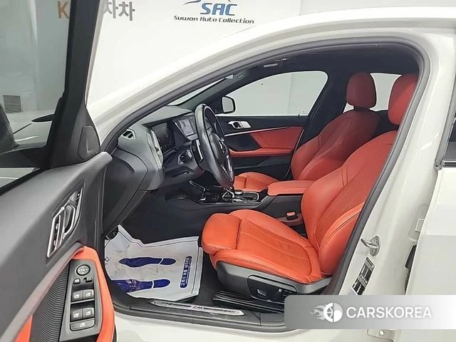 BMW 1 Series (F40) 2021 Белый из Кореи, фото 2