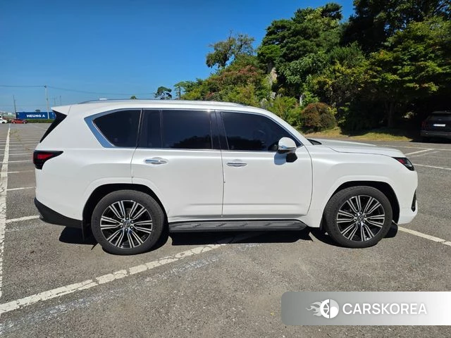 Lexus LX 4th Generation 2025 Белый из Кореи, фото 2