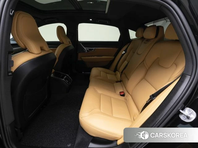 Volvo S90 2023 Черный из Кореи, фото 2